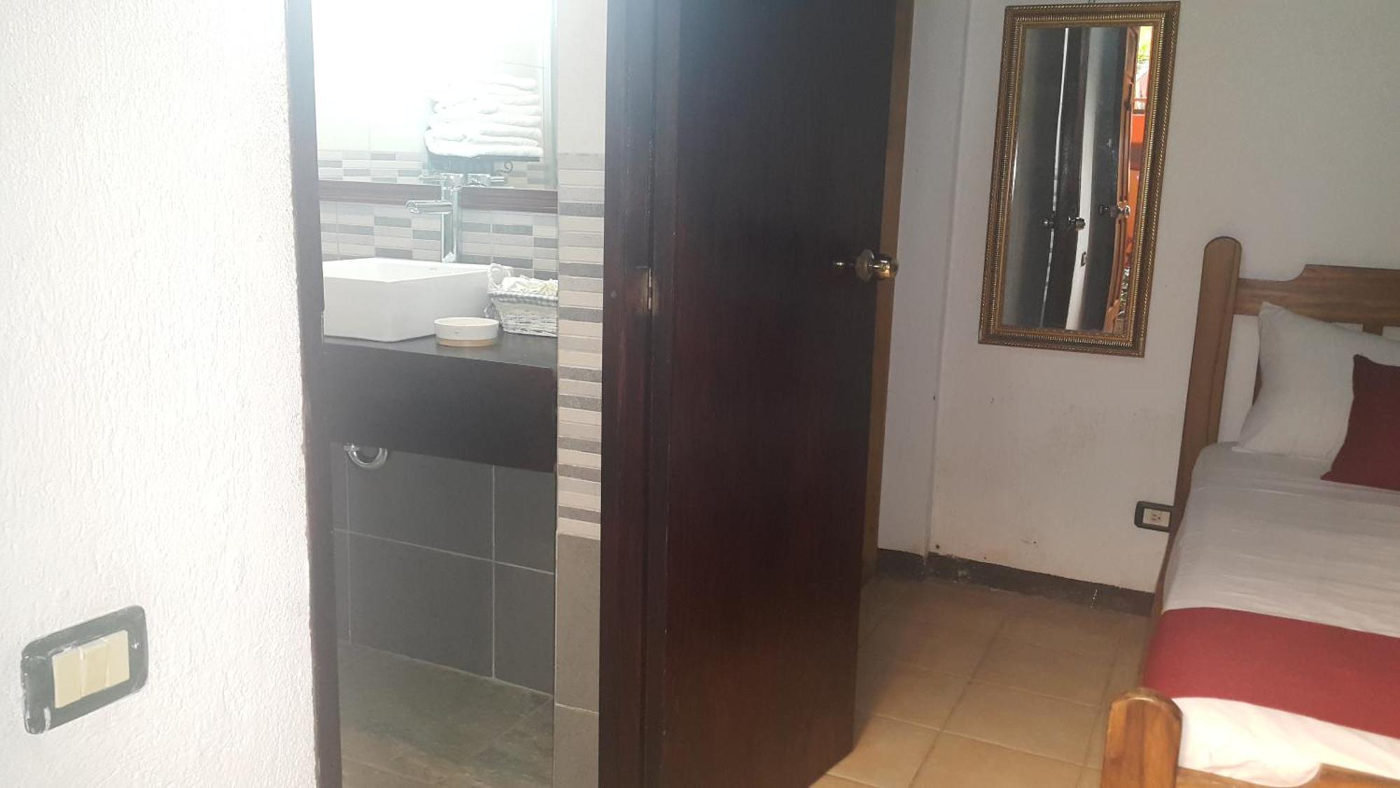 Hotel El Maltese Granada Ngoại thất bức ảnh